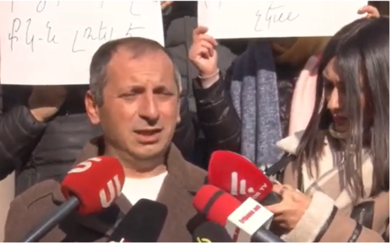 Ֆինանսական խարդախությունից տուժածները ՔԿ–ի մոտ նստացույց սկսեցին