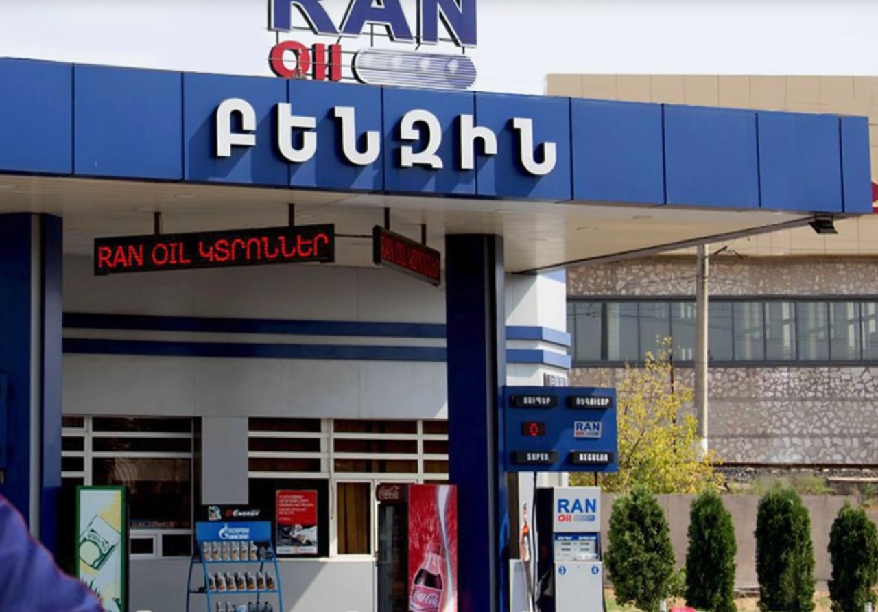 Հայաստանում սկսվել է ադրբեջանական բենզինի վաճառքը