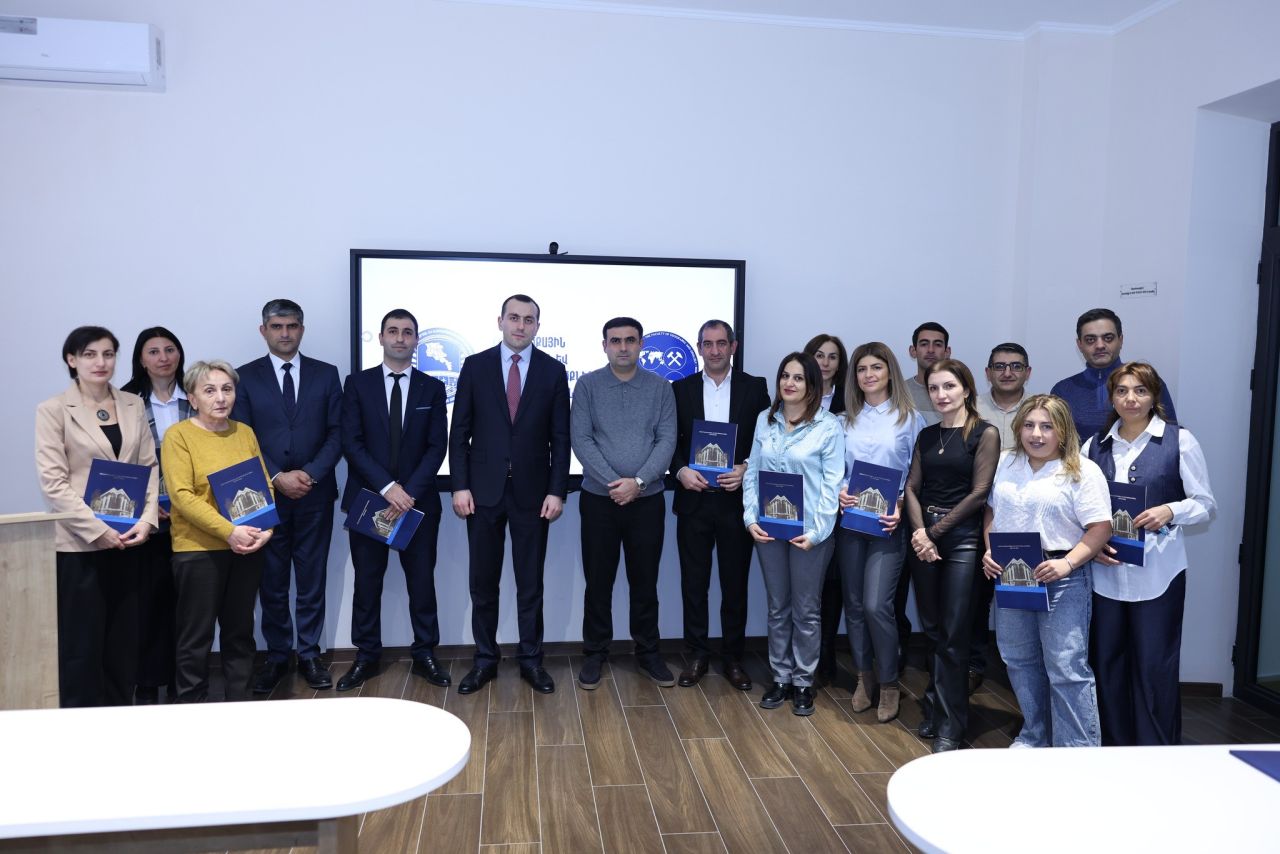 Հավաստագրեր են հանձնվել «ArcGIS Desktop աշխարհագրական տեղեկատվական համակարգ» վերապատրաստման դասընթացի մասնակցներին