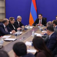 Դավիթ Խուդաթյանը ներկայացրել նորանշանակ փոխնախարար Նարեկ Ապիտոնյանին ով համակարգելու է էներգետիկ բլոկը