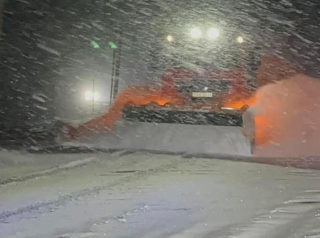 Ջերմուկի խաչմերուկից մինչև Սիսիան-Շինուհայր-Տաթև-Կապան և Նորավան-Լծեն-Տաթև ավտոճանապարհները փակ են կցորդով տրանսպորտային միջոցների համար