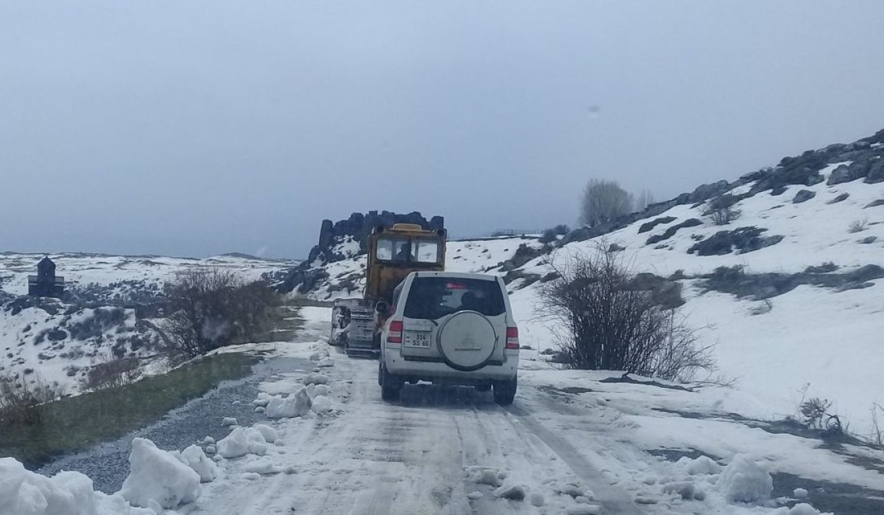 Գյումրի-Աշոցք և Գյումրի-Ջաջուռ ավտոճանապարհները (բուք) փակ են բոլոր տեսակի տրանսպորտային միջոցների համար