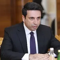 ԵԱՏՄ-ից դուրս գալու մտադրություն չկա․ Սիմոնյանը՝ Լավրովին