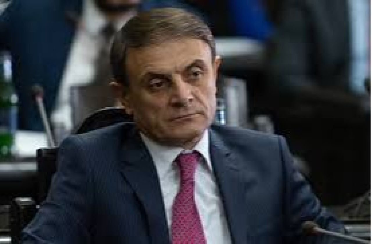Վալերիյ Օսիպյանից և կնոջից պահանջվում է բռնագանձել 3 անշարժ գույք, 90 մլն դրամից ավելի գումար