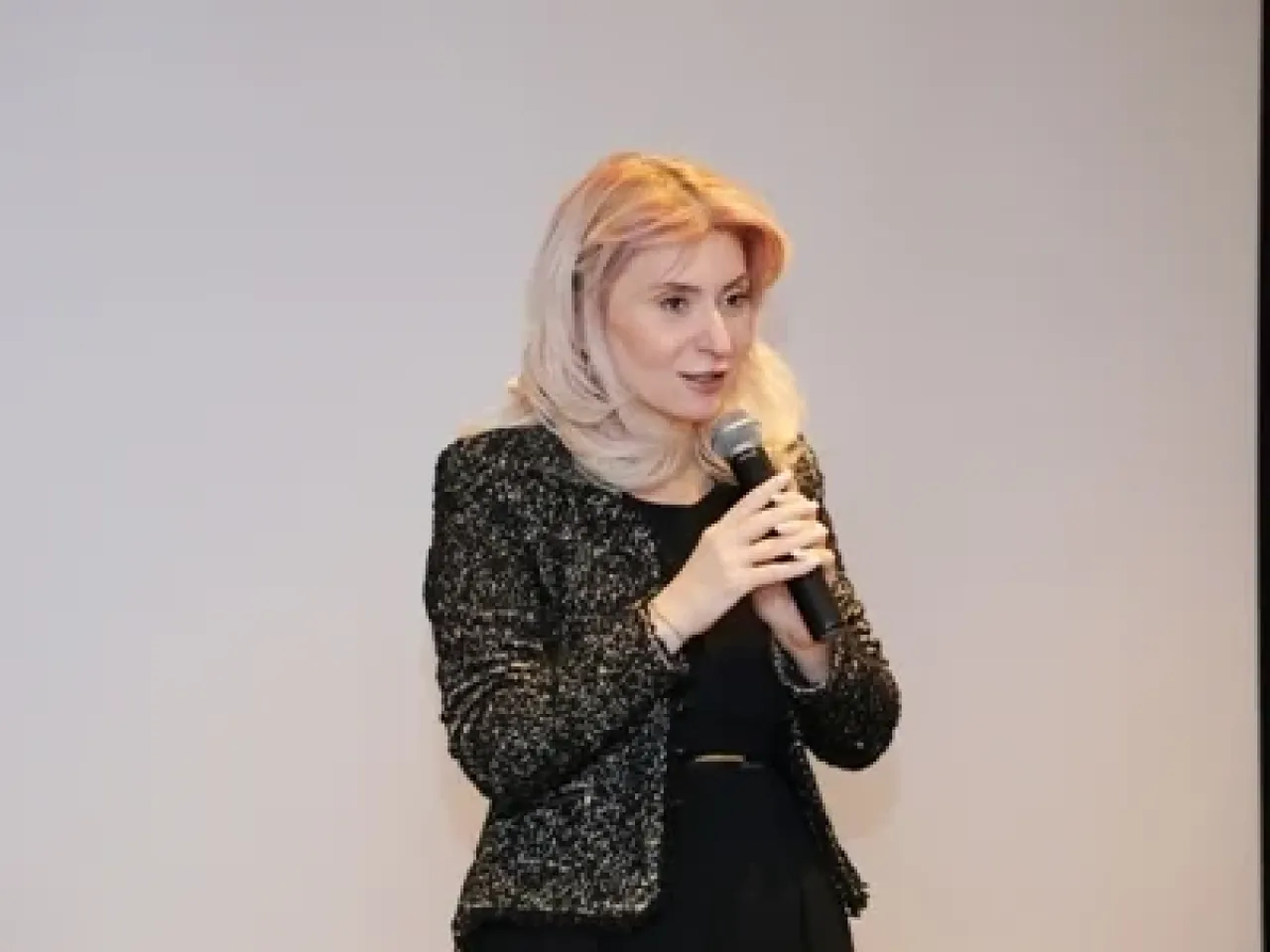 «ԱԲ սերունդ» ծրագիրը պետք է դառնա Հայաստանի կրթական համակարգի այցեքարտերից մեկը. Արաքսիա Սվաջյան