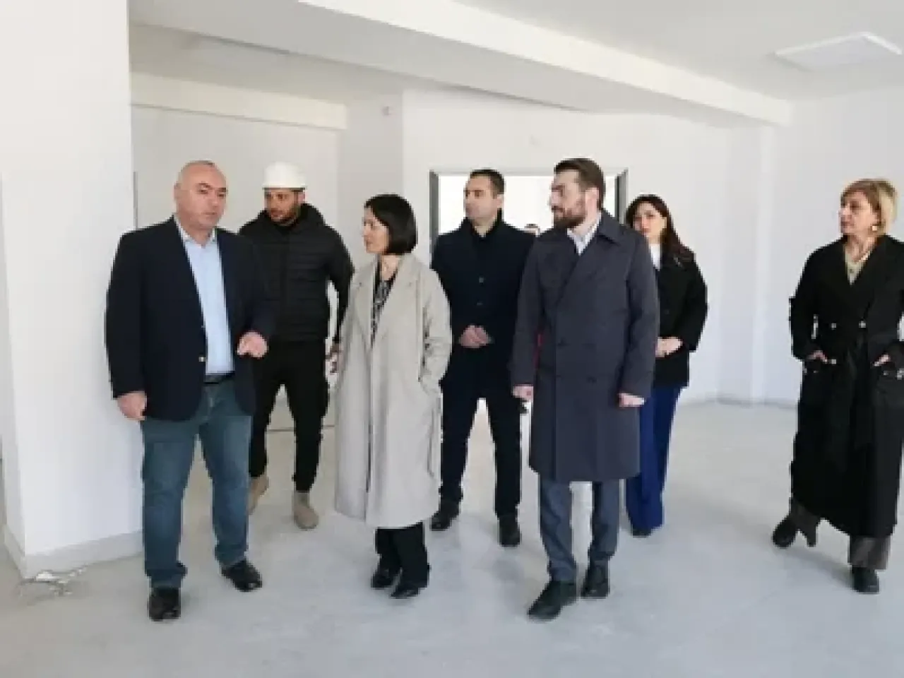 Ժաննա Անդրեասյանը Լոռիում ծանոթացել է 300 դպրոց ծրագրով իրականացվող աշխատանքներին
