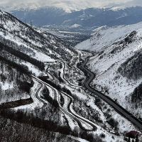 Մեկնարկել են Պուշկինի լեռնանցք ավտոճանապարհի շուրջ 13.3 կմ հատվածի հիմնանորոգման աշխատանքները