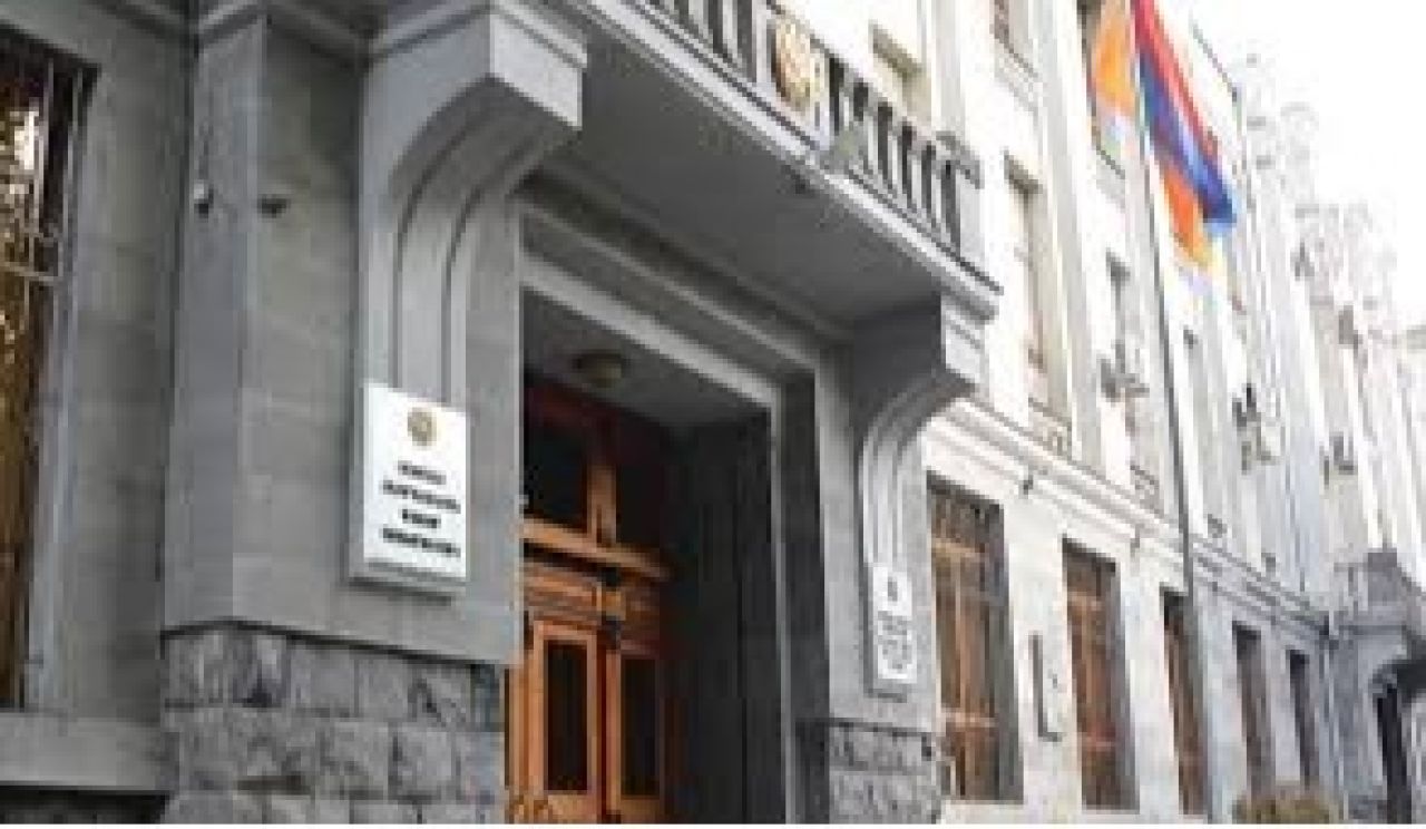 Դատախազությունը պահանջում է Գալստանյանից ՀՀ-ին վերադարձնել 400 հզր դրամով օտարված տարածքը, այդ թվում՝ զորանոցը