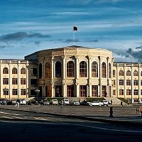 Գյումրիի ավագանու նիստում քննարկվել են հանրային տրանսպորտի և ճանապարհների բարեկարգման հարցեր