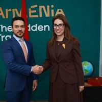 Լուսինե Գևորգյանը հանդիպել է Հայաստանում Կատարի դեսպանի հետ