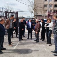 Քաղաքաշինության կոմիտեի նախագահն այցելել է Երևանի և Արագածոտնի մարզի շինարարական հրապարակներ