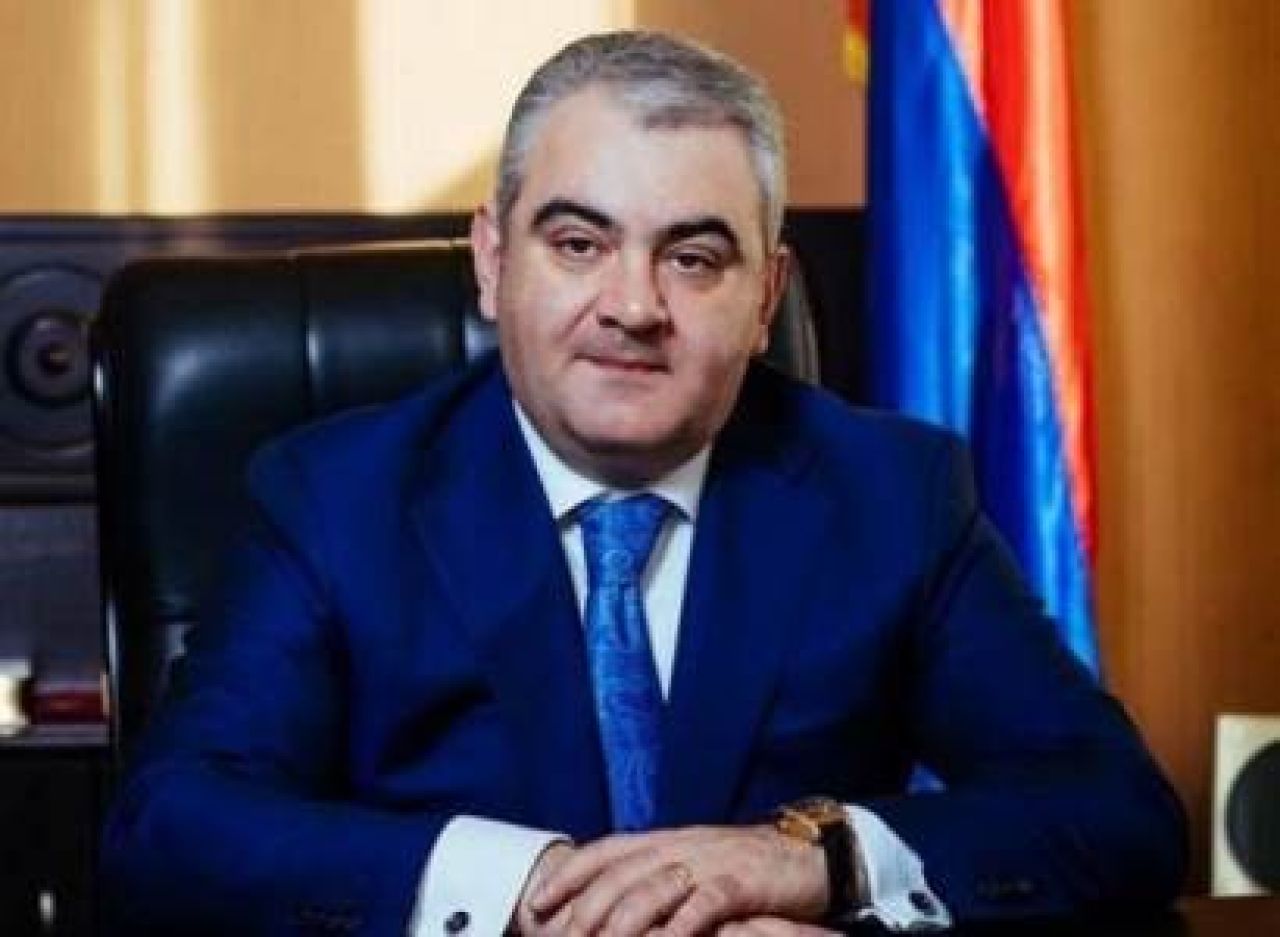 Բերման են ենթարկվել ՀՀԿ–ական նախկին պատգամավոր Արման Սահակյանը և մի շարք այլ նախկին պաշտոնյաներ