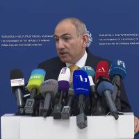 Մտածում ենք միկոբիզնեսի շեմը բարձրացնելու մասին, որպեսզի փոքրերն աշխատեն հատուկ պայմաններում. Փաշինյան