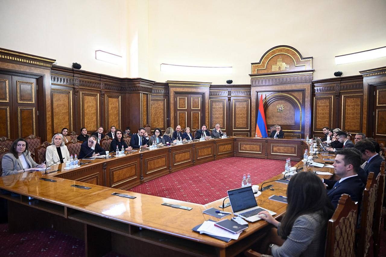 Մհեր Գրիգորյանի գլխավորությամբ կառավարությունում քննարկվել է «Խաղաղության խաչմերուկ» նախաձեռնությունը