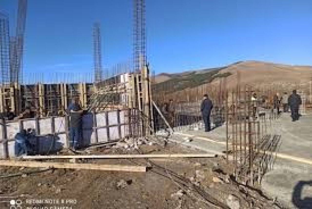 Շարունակվում են Ճամբարակի թիվ 1 հիմնական դպրոցի նոր շենքի կառուցման աշխատանքները