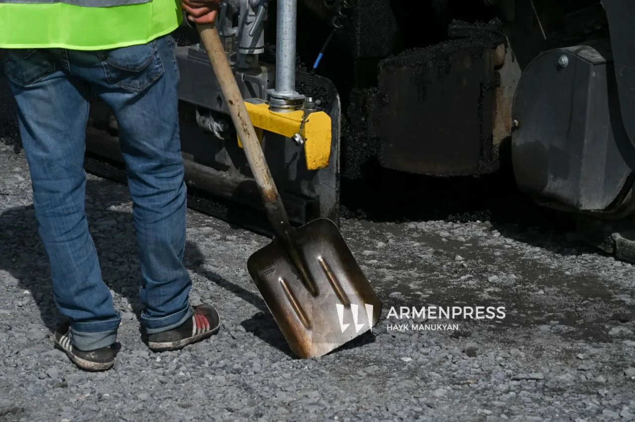 Գյումրիում կվերակառուցվեն ճանապարհները և կարդիականացվի փողոցային լուսավորությունը