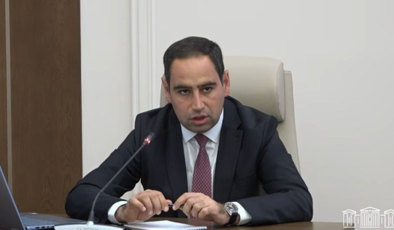 2025-ին տրանսպորտի և ճանապարհաշինության ոլորտում ծախսվել է 102,7 մլրդ դրամ. Դավիթ Խուդաթյանը ներկայացրել է ոլորտային ծրագրերը