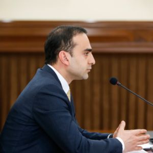Երևանի ճանապարհներին եղանակային պայմաններով առաջացած խնդիրները 95 տոկոսով լուծված են․ Ավինյան