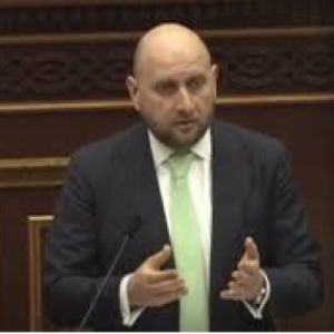 Մարտին Գալստյանի ասուլիսը՝ ուղիղ