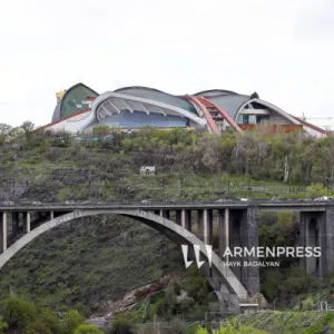 Ավինայանը  կարևորել է նախանշված ժամկետներում Կիևյան կամրջի վերանորոգումն ավարտելը