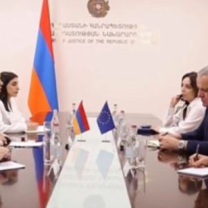Սրբուհի Գալյանը դեսպան Մարագոսի հետ քննարկել է ՀՀ-ԵՄ վիզաների ազատականացման գործողությունների ծրագրի ընթացքը