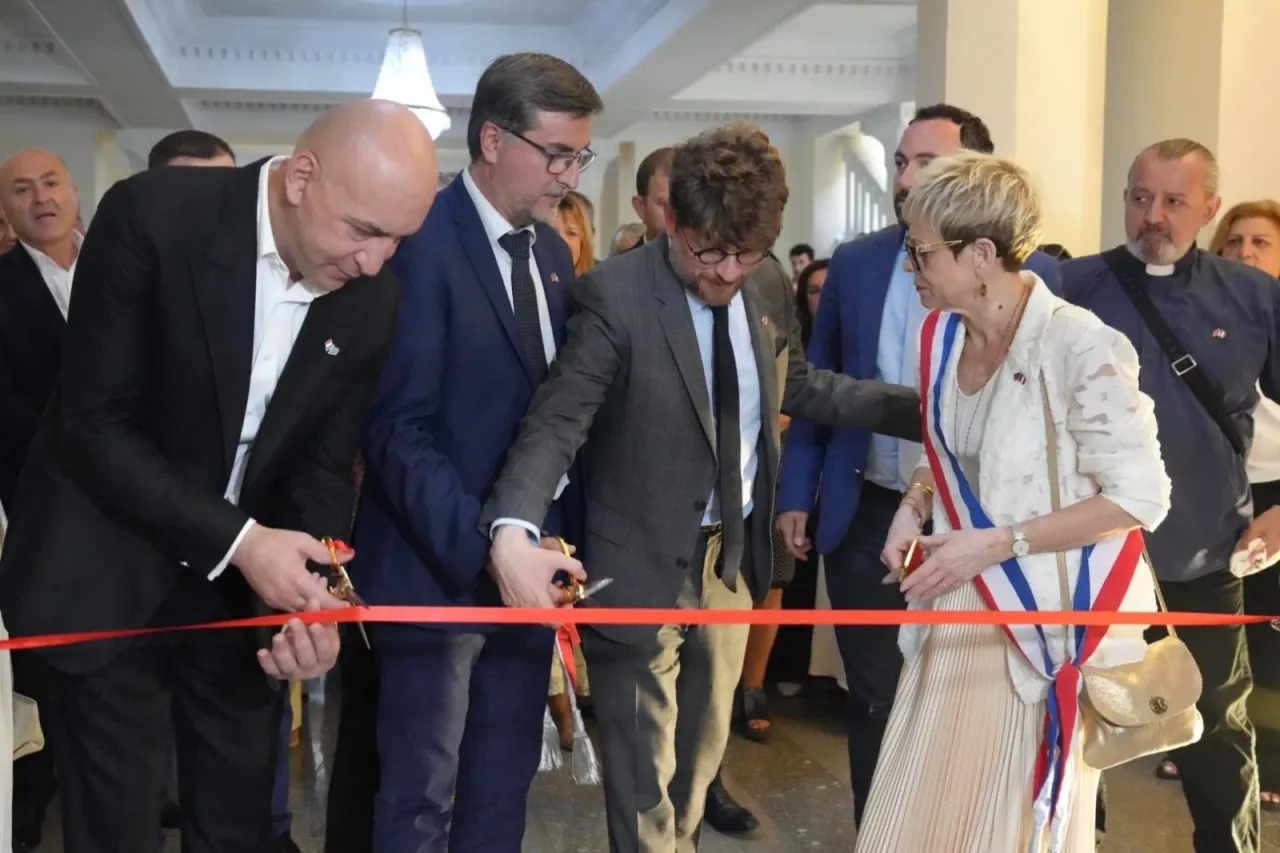 Նոր կամուրջ՝ Հայաստանի և Ֆրանսիայի միջև. Քաջարանում ֆրանկոֆոն կենտրոն է բացվել