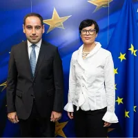 ՏԿԵ նախարարը Բրյուսելում հանդիպել է ԵՄ ընդլայնման հարցերով հանձնակատարի հետ