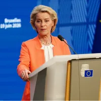 Ուրսուլա ֆոն դեր Լայենը պատրաստվում է հաջորդ շաբաթ այցելել Հայաստան՝ Փաշինյանին սատարելու համար․ Politico