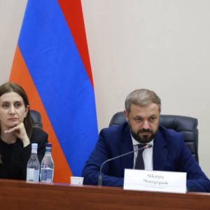 Պապոյանը հանդիպել է արտահանում իրականացնող գործարարների հետ