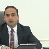 Հանկարծ չգնամ Էրեբունի շրջայցի, ու հայտնվի մի նոր բնակիչ, որ նոր բնակարան ուզի. Ավինյանը՝ Արցախի փողոցի շենքերի մասին