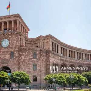 Կառավարության նիստը՝ Ուղիղ