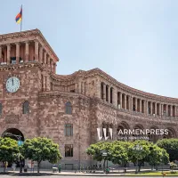 Կառավարության նիստը՝ Ուղիղ