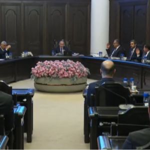 Մենք պետք է աշխատենք այնպես, որ 2027-ի հունվարի 1-ից կատարողականի գնահատման վրա հիմնված համակարգը ՏԻՄ-երում աշխատի. Փաշինյան