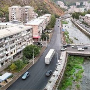Կապանում փողոցներ և բակեր են նորոգվում