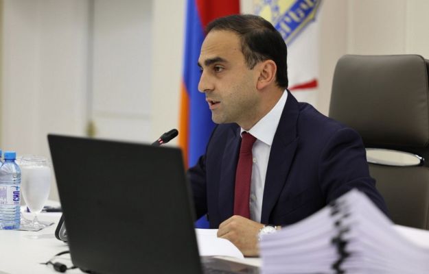 Գարեգին Նժդեհի պողոտայում բաց ավազը դրված է մայթերի կողքին, և դա անընդունելի է. Տիգրան Ավինյան
