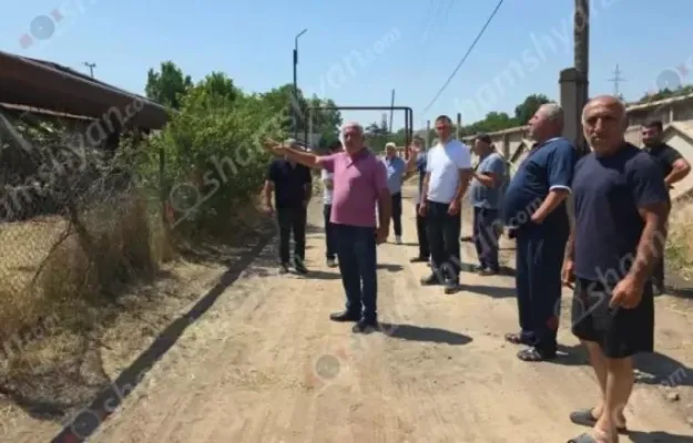 Նոր Գեղիում հսկայական կոյուղատարից կեղտաջրերը լցվում են մարդկանց այգիներ. կա համաճարակի վտանգ