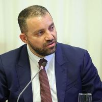 Մեր տնտեսական աճը կապված է մեր տնտեսական քաղաքականության հետ, այլ ոչ զբոսաշրջիկների ներհոսքի․ Վահան Քերոբյան
