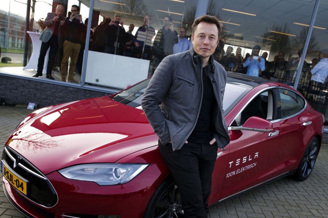Իլոն Մասկը խոստացել է առաջիկա 2 տարիներին չվաճառել Tesla-ի բաժնետոմսերը
