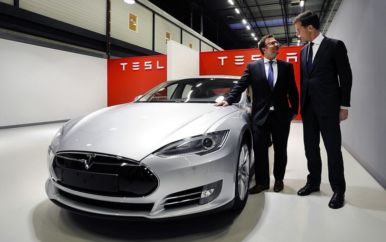 Tesla-ն շարունակում է մնալ էլեկտրամեքենաների ոլորտի բացարձակ առաջատար. Ինֆոգրաֆիկա