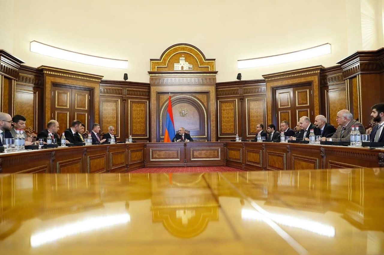 Վարչապետի մոտ քննարկվել են ջրային ոլորտի ռազմավարության մշակման հայեցակարգային մոտեցումները