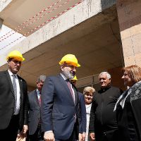 Փաշինյանը շրջայց է կատարել Արագածոտնի մարզի համայնքներում և ծանոթացել պետական ծրագրերի ընթացքին