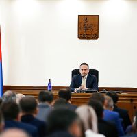 Մայրաքաղաքում ամբողջությամբ կլուծվի Արզումանյան փողոցի չորրորդ կարգի վթարայնության 10 և 17 շենքերի բնակիչների խնդիրը