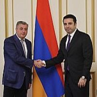 ԱԺ նախագահն ընդունել է Վրաստանի խորհրդարանի տարածաշրջանային քաղաքականության եւ ինքնակառավարման հանձնաժողովի նախագահի գլխավորած պատվիրակությանը